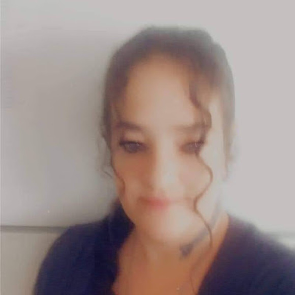 Meet your Posher, Denae - Picture 1 of 1